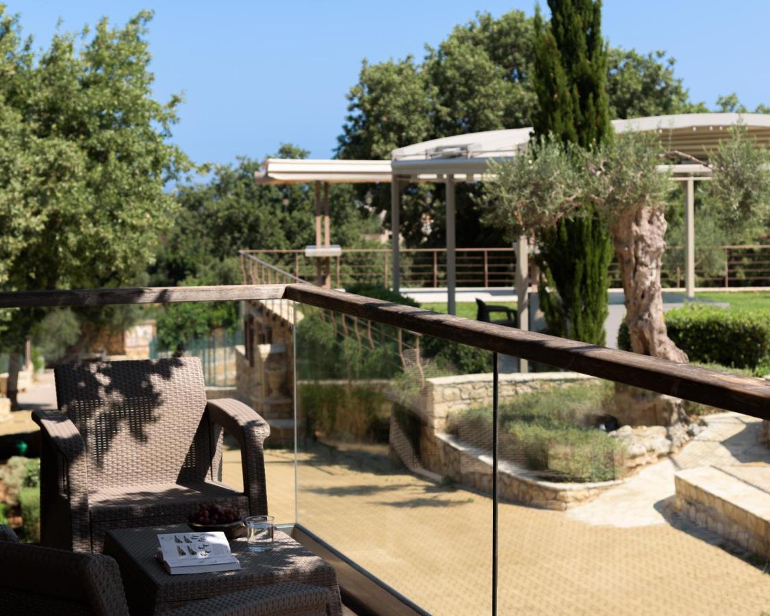 Stolidi Mou Treehouse Villa Atsipopoulo Exteriör bild